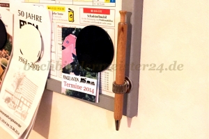 Stifthalter aus Metall<br>selbstklebend