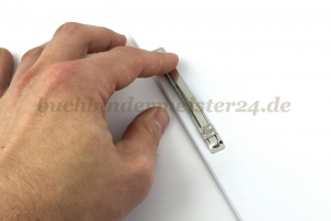 Metal fasteners<br>with slide cover strip