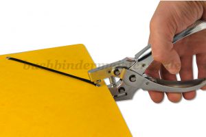 Eyelet plier